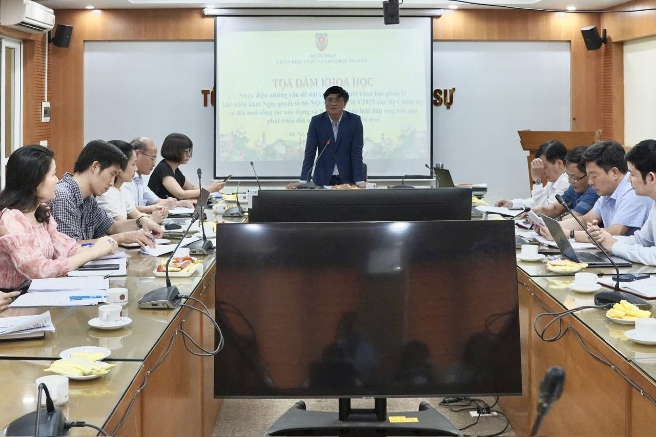 Nhận diện những vấn đề đặt ra đối với giới khoa học pháp lý khi triển khai Nghị quyết số 66-NQ/TW