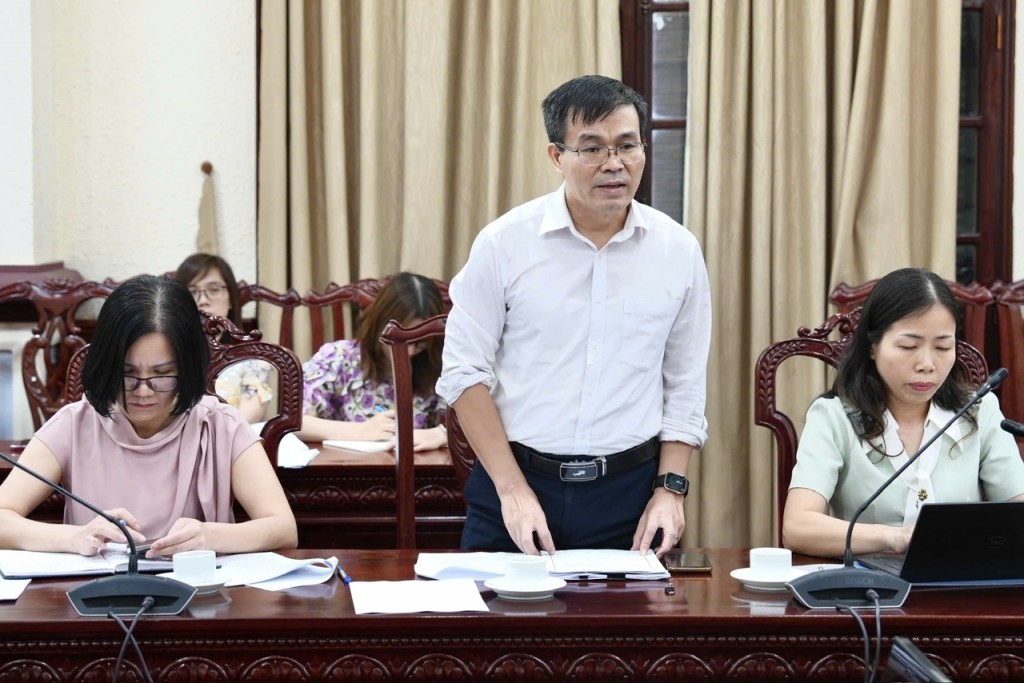 Đại biểu góp ý tại buổi làm việc