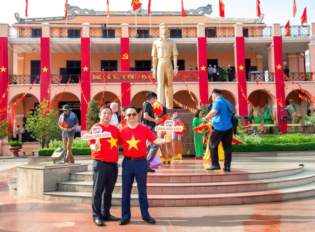 Cảng Sài Gòn – Tự hào tiếp bước cha anh, hướng về 50 năm Ngày Giải phóng miền Nam, thống nhất đất nước
