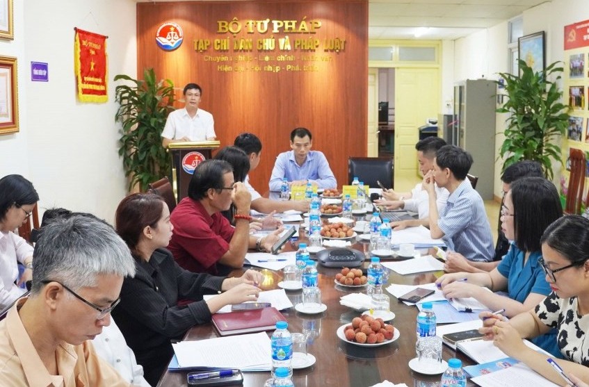 Nhận diện những thuận lợi, khó khăn khi triển khai thi hành Luật Công chứng năm 2024 bảo đảm quyền lợi cho người dân, doanh nghiệp