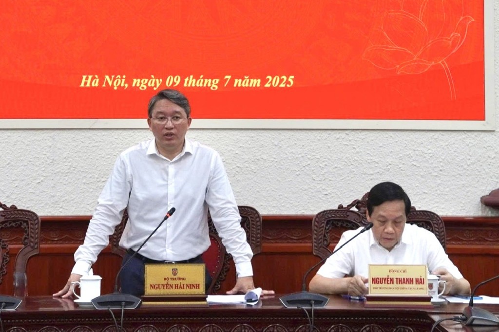 Xây dựng mô hình cấu trúc hệ thống pháp luật đáp ứng yêu cầu phát triển đất nước trong kỷ nguyên mới