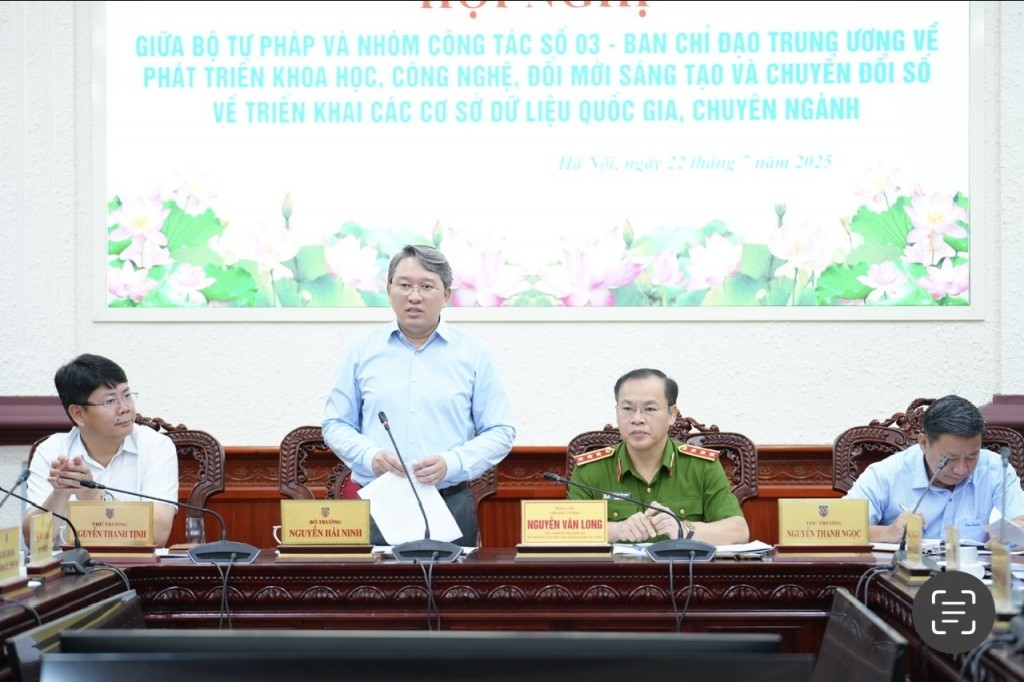 Bộ Tư pháp tập trung xây dựng các cơ sở dữ liệu bảo đảm “đúng, đủ, sạch, sống”