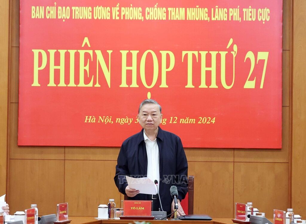 Phòng, chống tham nhũng, tiêu cực - Truyền thống, pháp luật và khát vọng phụng sự Nhân dân