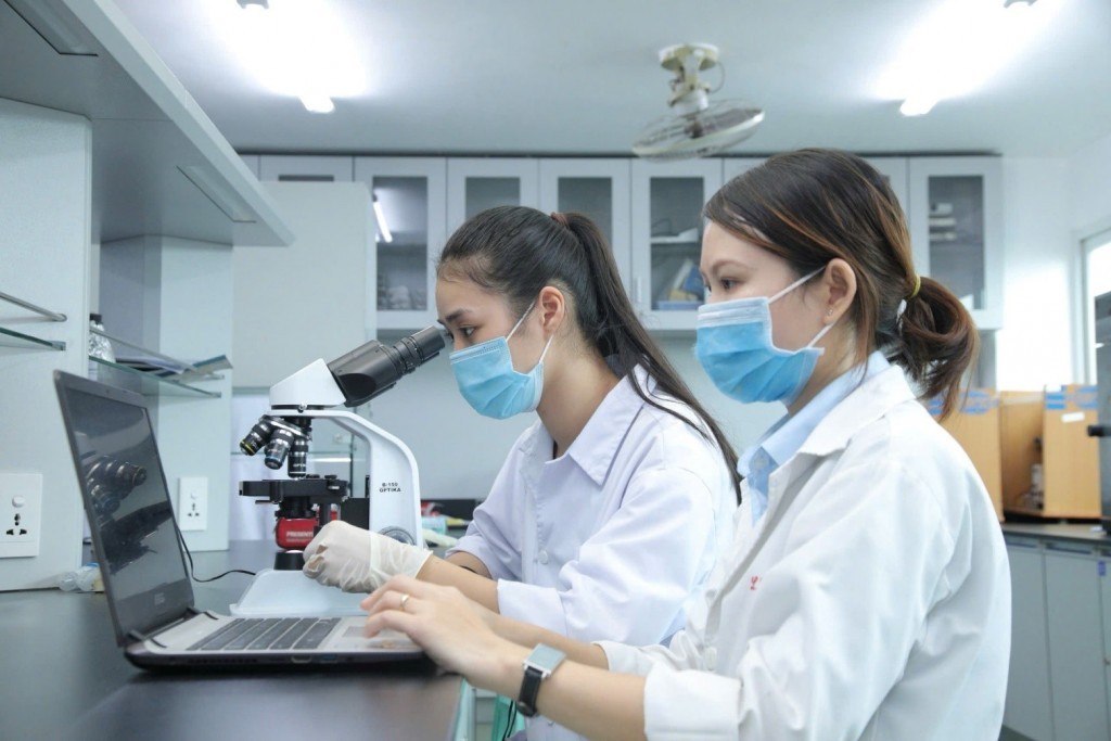 Trường Đại học Công nghiệp Thành phố Hồ Chí Minh (IUH): Đào tạo chuyên sâu “vững bước tương lai”