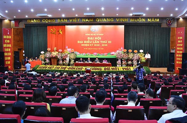 Đảng ủy Bộ Tư pháp nhiệm kỳ 2020 - 2025 đã thể hiện rõ vai trò trung tâm, định hướng chính trị và lãnh đạo toàn diện trong thực hiện các nhiệm vụ được giao