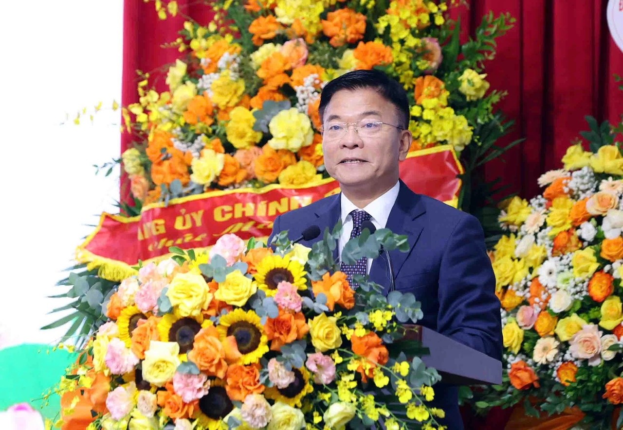 Đảng bộ Bộ Tư pháp chung sức, đồng lòng, quyết tâm thực hiện thắng lợi các mục tiêu đổi mới công tác xây dựng và tổ chức thi hành pháp luật đến năm 2030