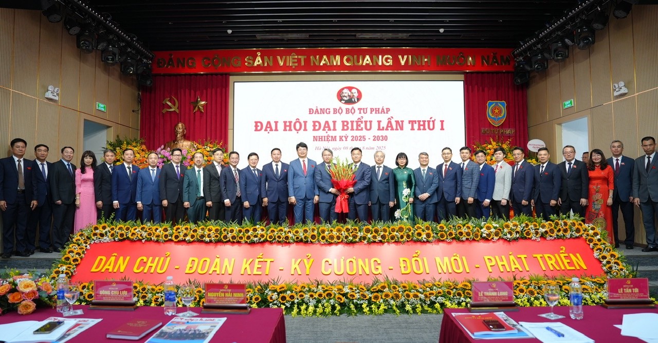 Ban Chấp hành Đảng bộ Bộ Tư pháp nhiệm kỳ 2025 - 2030