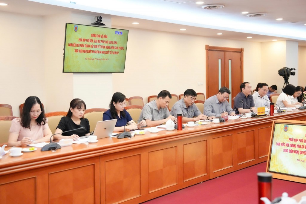 Hội đồng Phối hợp phổ biến, giáo dục pháp luật Trung ương làm việc với Thông tấn xã Việt Nam