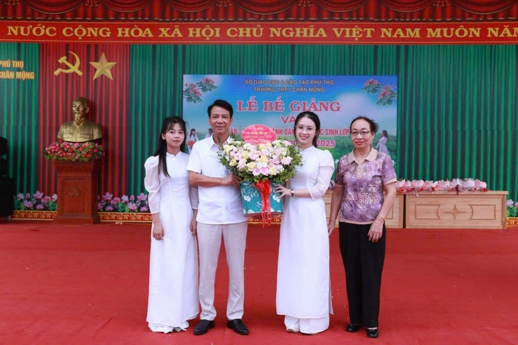 Trường THPT Chân Mộng - Nơi ươm mầm tri thức, xây dựng tương lai