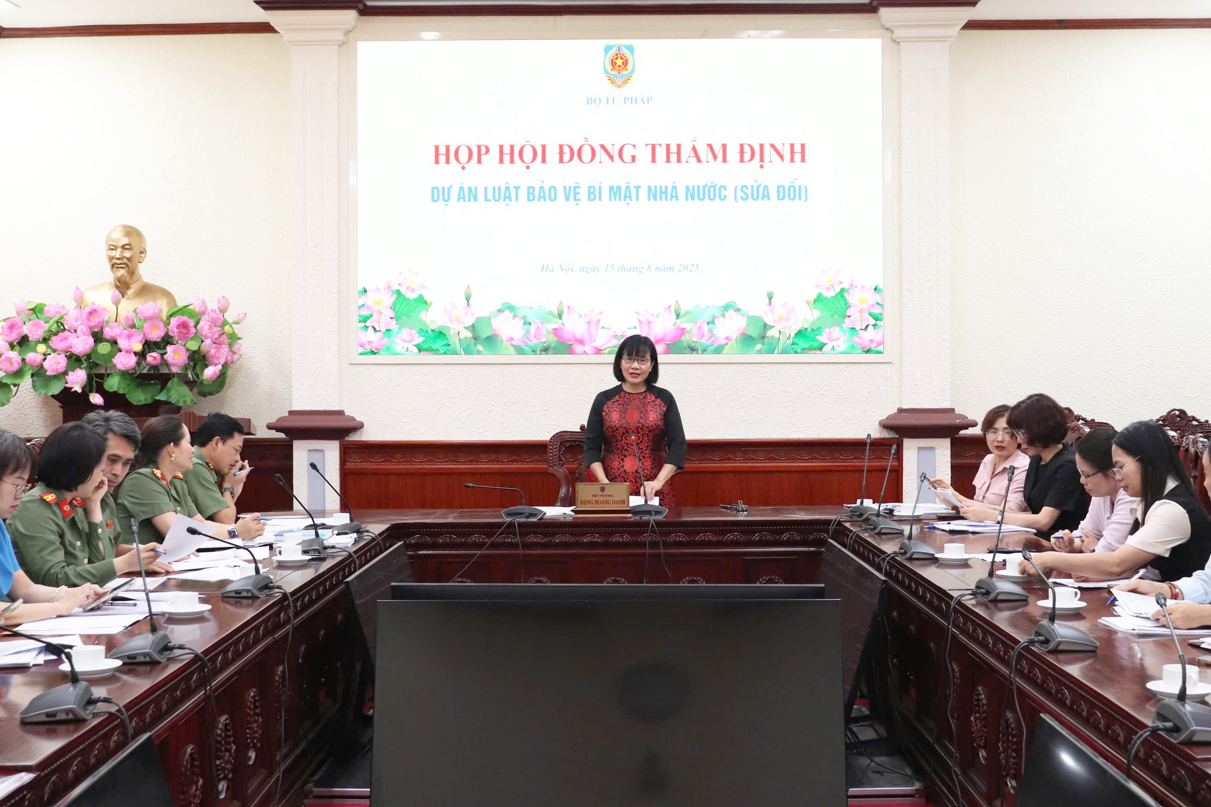 Hoàn thiện quy định về công tác bảo vệ bí mật nhà nước đáp ứng yêu cầu bảo vệ an ninh, chuyển đổi số