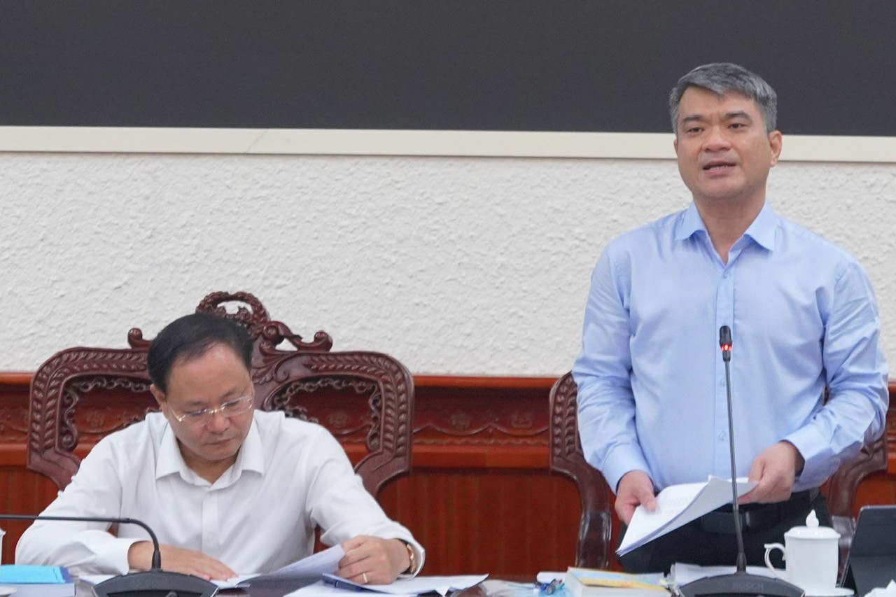 Đẩy mạnh phân cấp, phân quyền cho chính quyền địa phương 02 cấp trong việc quản lý đất đai