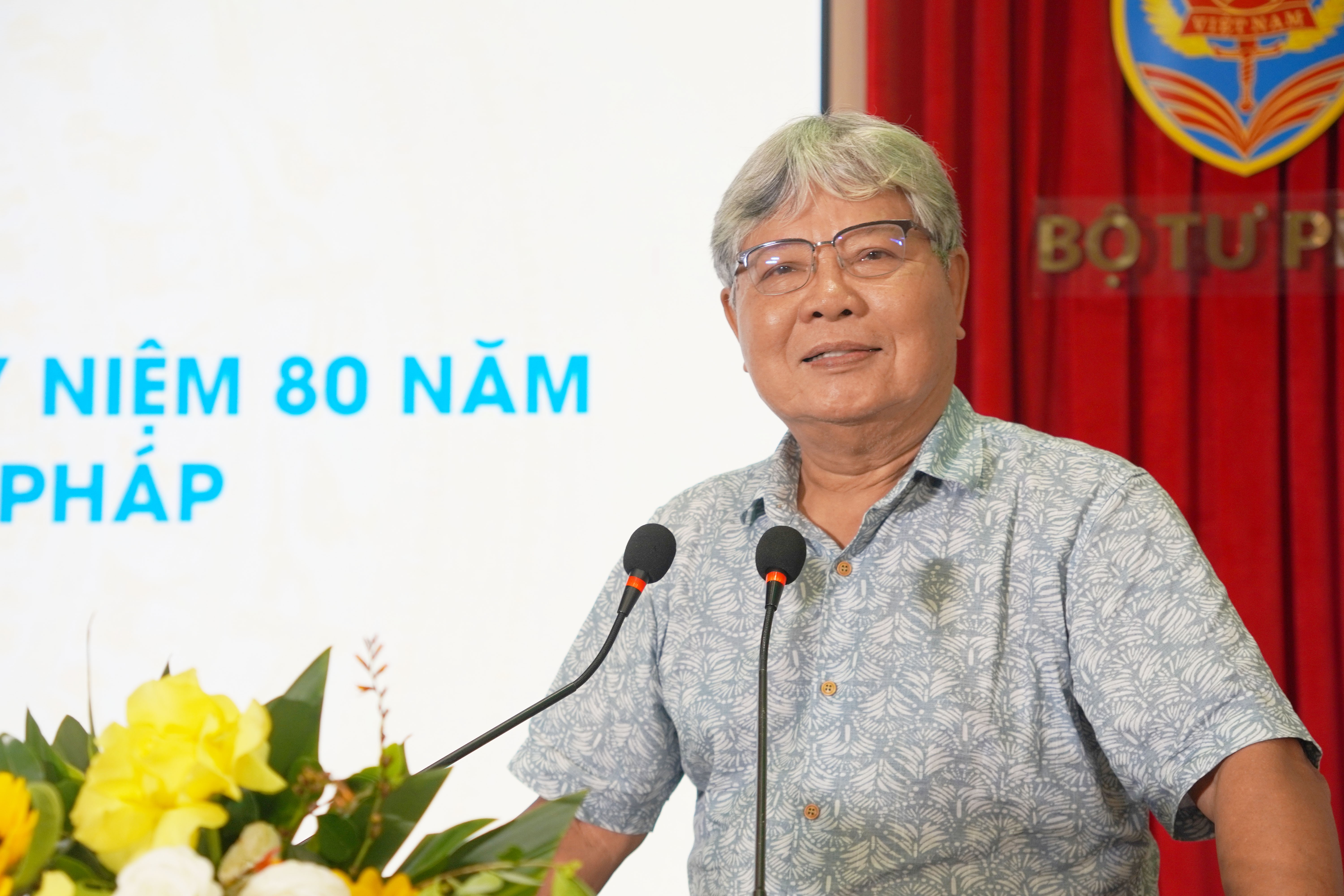 Bộ Tư pháp tổ chức gặp mặt cán bộ hưu trí nhân dịp kỷ niệm 80 năm Ngày truyền thống ngành Tư pháp (28/8/1945 - 28/8/2025)