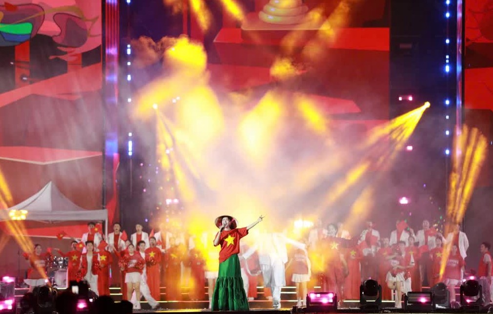 Concert “Việt Nam trong tôi” - Nơi hội tụ của lòng nhân ái, tình yêu thương, những nghĩa cử cao đẹp và niềm tin vào sự tử tế