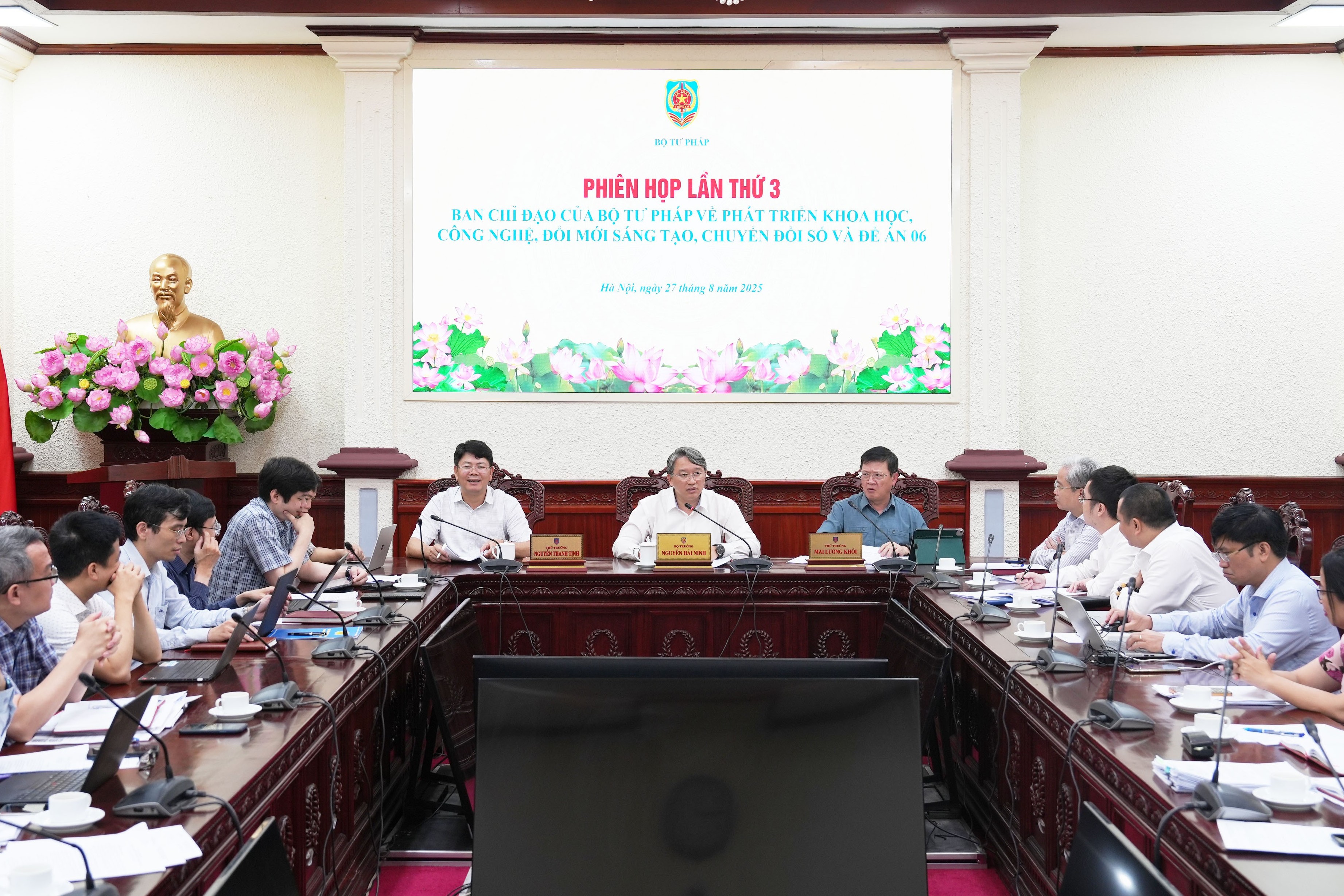 Bộ Tư pháp tổ chức Phiên họp thứ 3 Ban Chỉ đạo về phát triển khoa học, công nghệ, đổi mới sáng tạo, chuyển đổi số và Đề án 06