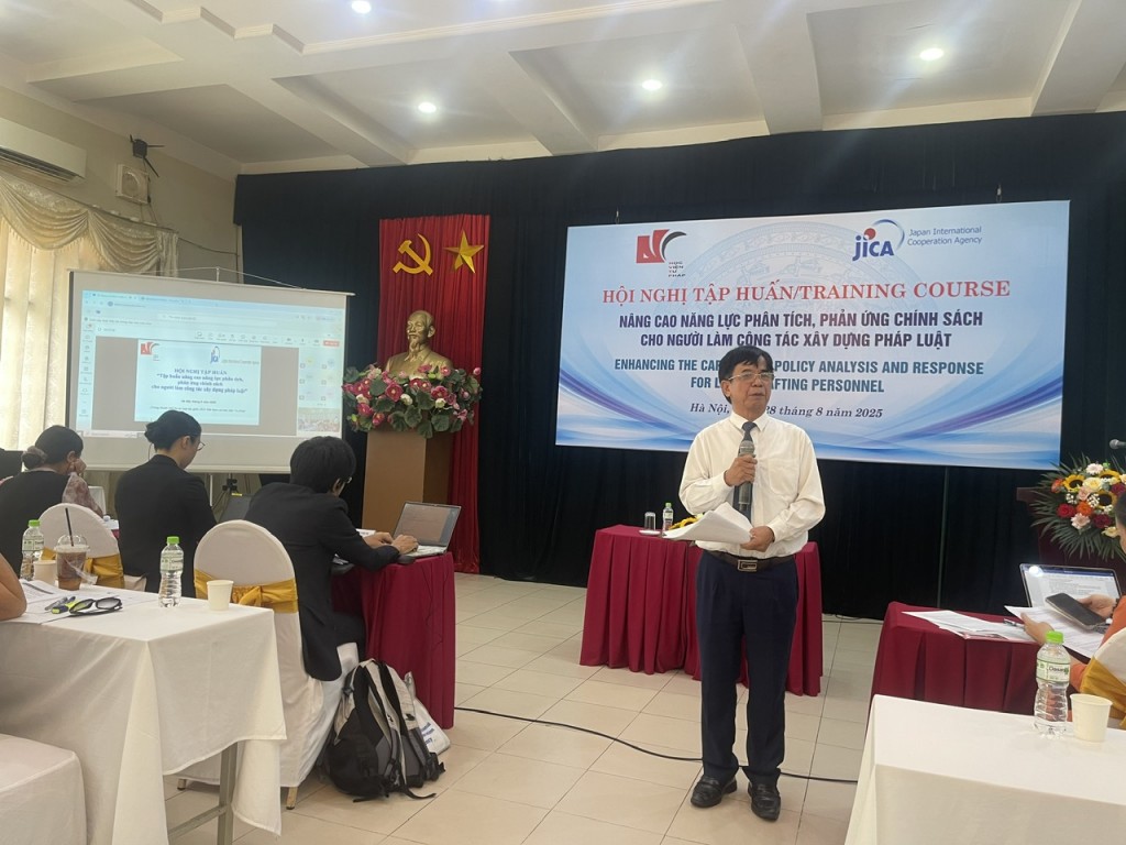 Nâng cao năng lực phân tích, phản ứng chính sách cho người làm công tác xây dựng pháp luật