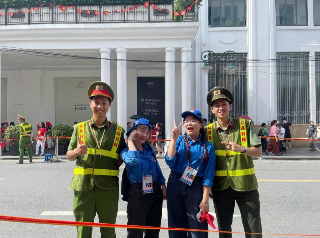 Thanh niên Thủ đô tràn đầy nhiệt huyết, đồng hành cùng Lễ diễu binh, diễu hành A80