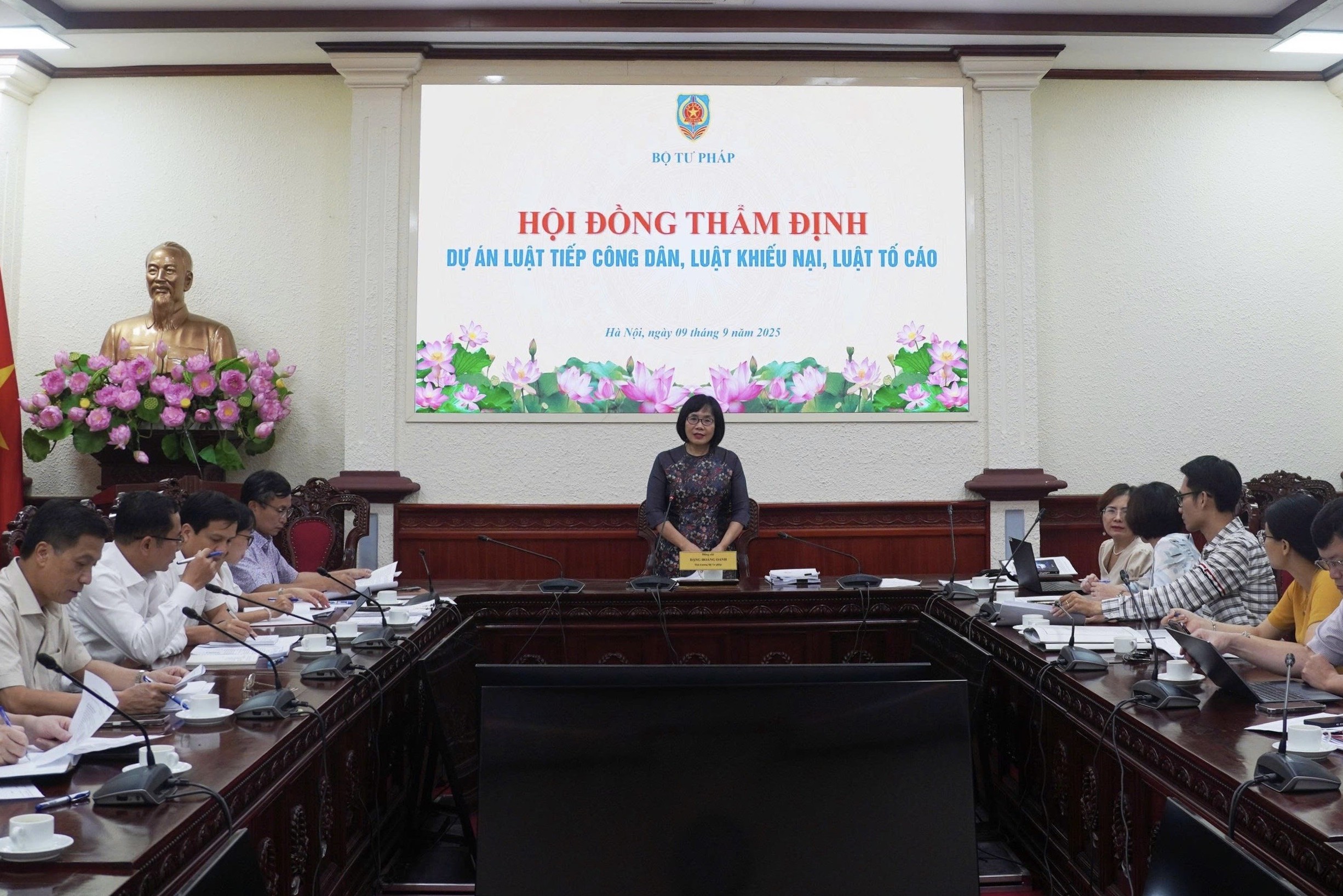 Kịp thời sửa đổi quy định tiếp công dân, giải quyết khiếu nại, tố cáo, bảo đảm đáp ứng yêu cầu thực tiễn