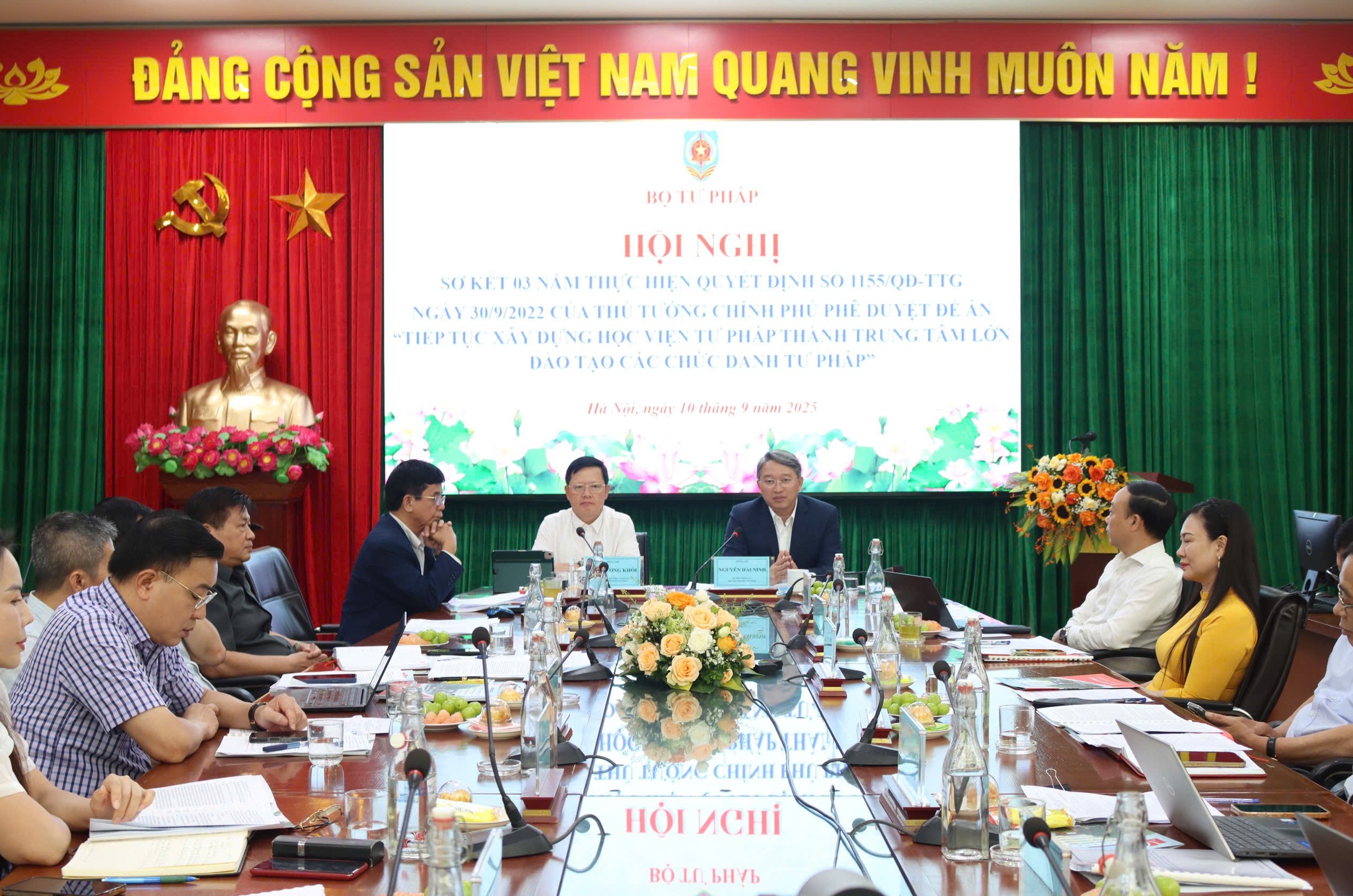 Sơ kết 03 năm thực hiện Đề án "Tiếp tục xây dựng Học viện Tư pháp thành trung tâm lớn đào tạo các chức danh tư pháp"