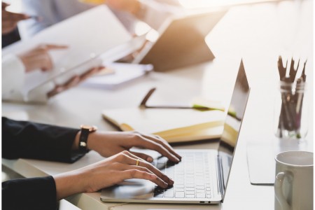 Pháp luật về phòng, chống quấy rối tình dục tại nơi làm việc và một số kiến nghị hoàn thiện