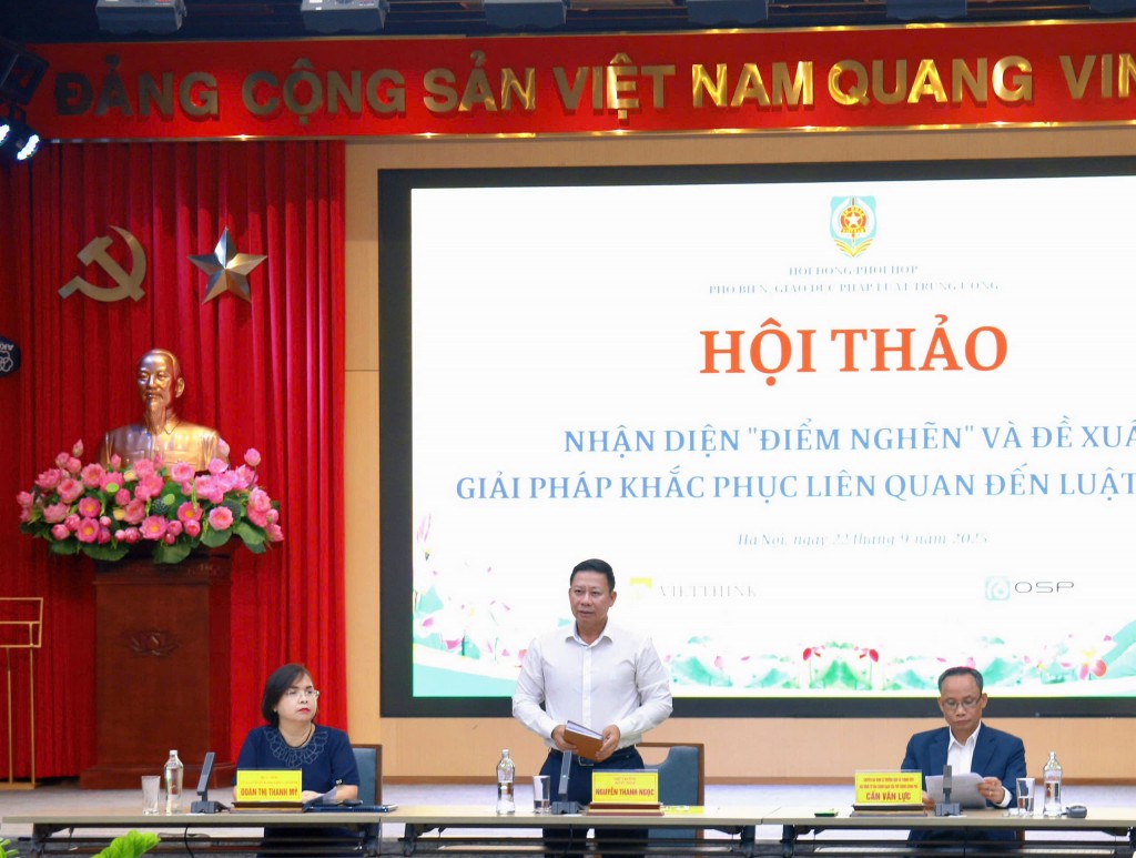 Tích cực tháo gỡ 