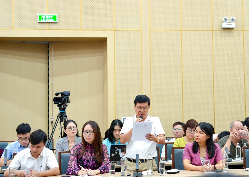 Tích cực tháo gỡ 