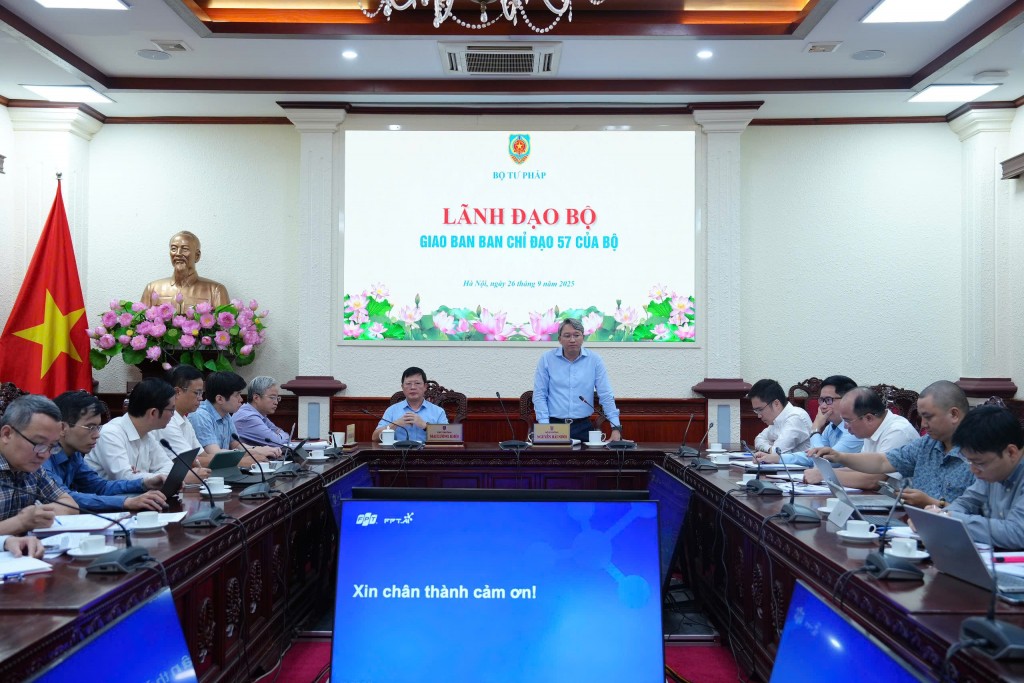Khẩn trương tích hợp thủ tục hành chính thuộc quản lý của Bộ Tư pháp lên ứng dụng VNeID