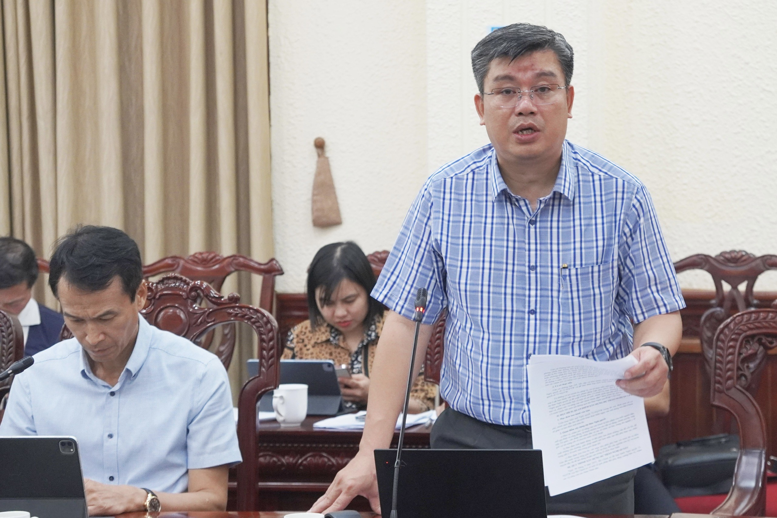 Từng bước giảm chi phí y tế cho người dân - Giải pháp đột phá, chiến lược nhằm thể chế hóa Nghị quyết số 72-NQ/TW