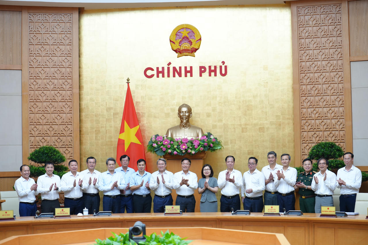 Các thành viên Hội đồng Phổ biến giáo dục pháp luật Trung ương. 