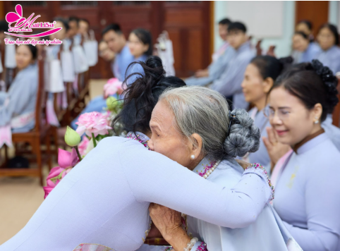Doanh nhân Phan Thị Mai chọn con đường lan tỏa yêu thương