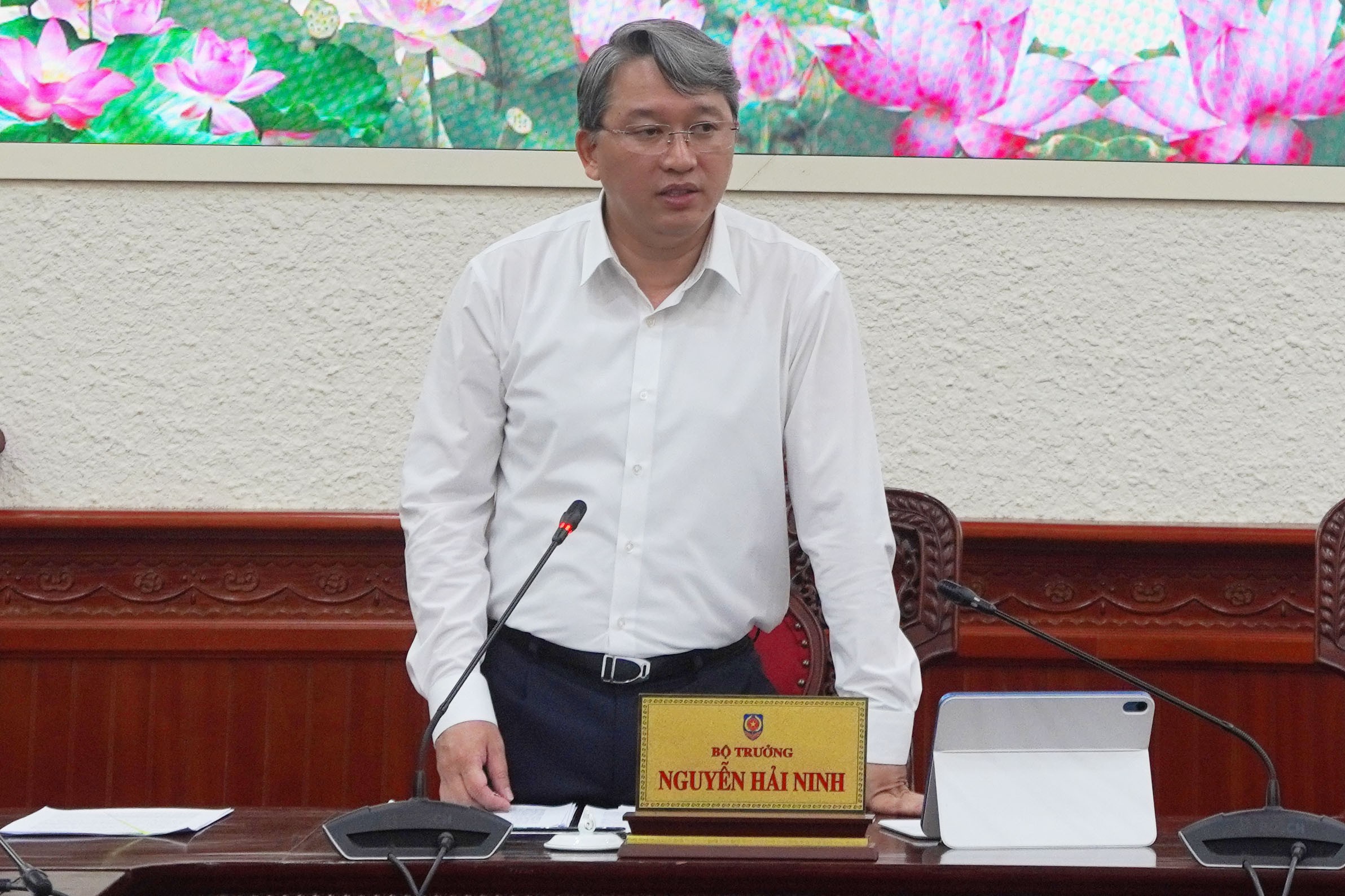 Bảo đảm tiến độ và hiệu quả triển khai các kết luận của Trung ương về mô hình chính quyền địa phương 02 cấp