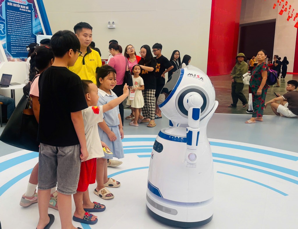 Khoa học công nghệ, đổi mới sáng tạo - “chìa khóa” hiện thực hóa mục tiêu 100 năm xây dựng quốc gia hùng cường