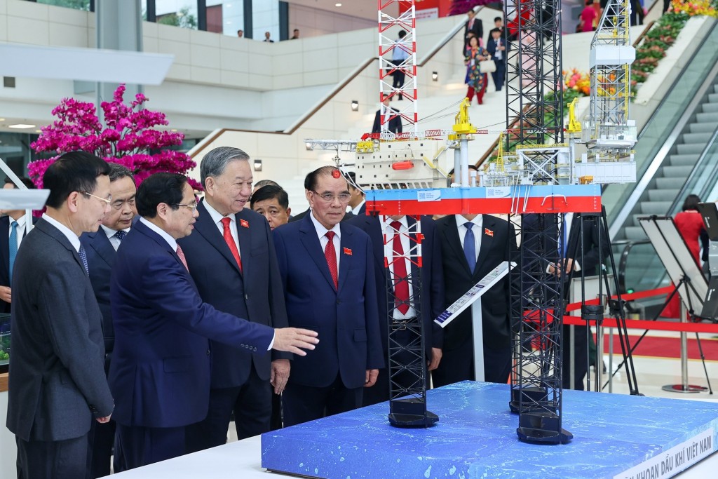 Khai mạc Đại hội đại biểu Đảng bộ Chính phủ lần thứ I Khai mạc Đại hội đại biểu Đảng bộ Chính phủ lần thứ I