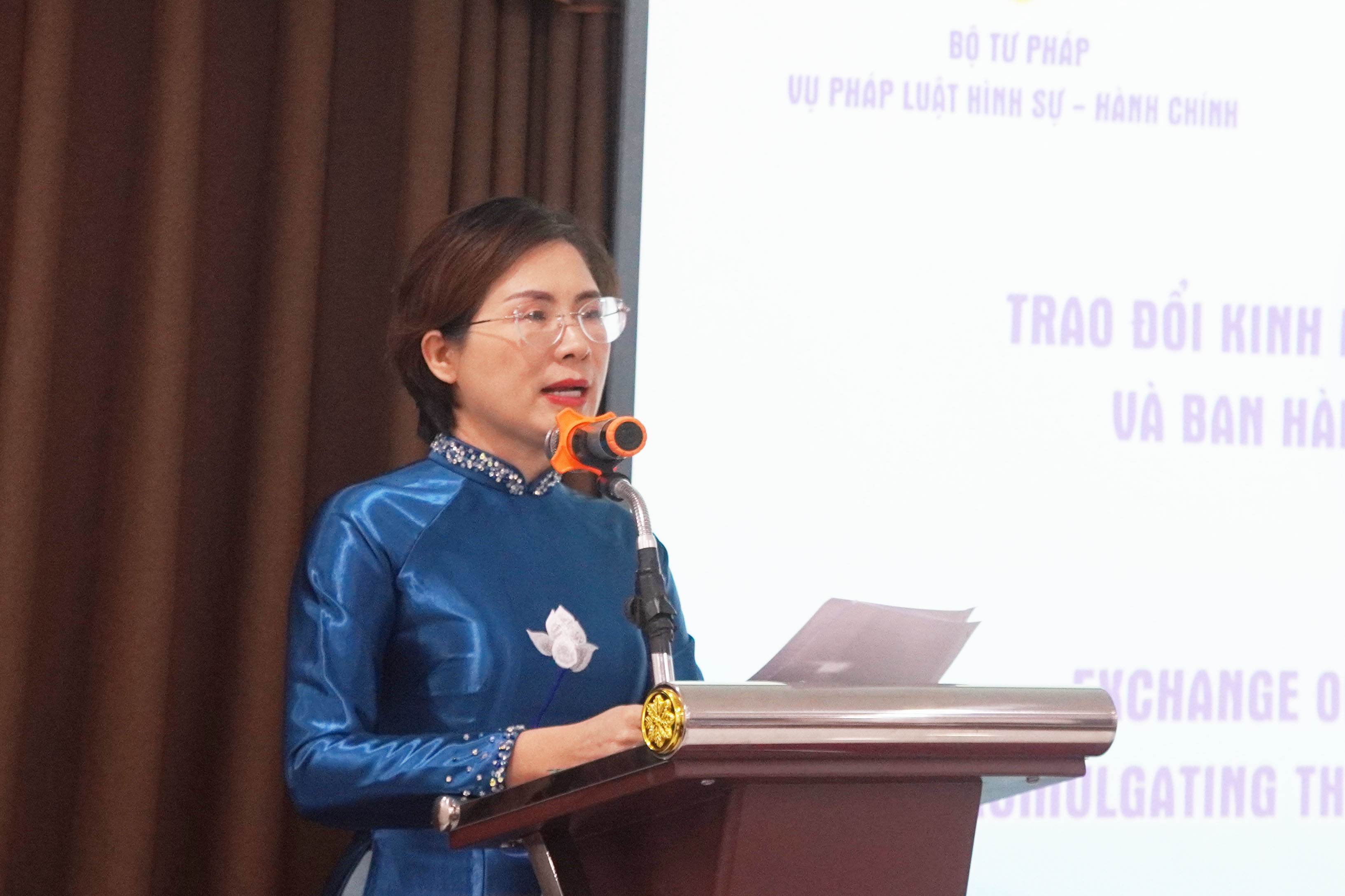 Nghiên cứu hoàn thiện dự thảo Luật Thủ tục ban hành quyết định hành chính bảo đảm mang tính dự báo, mở rộng tối đa tính công khai, minh bạch Nghiên cứu hoàn thiện dự thảo Luật Thủ tục ban hành quyết định hành chính bảo đảm mang tính dự báo, mở rộng tối đa tính công khai, minh bạch