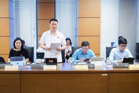 Dự thảo Luật Viên chức (sửa đổi): Nâng cao quyền tự chủ, làm rõ giới hạn hoạt động ngoài công vụ