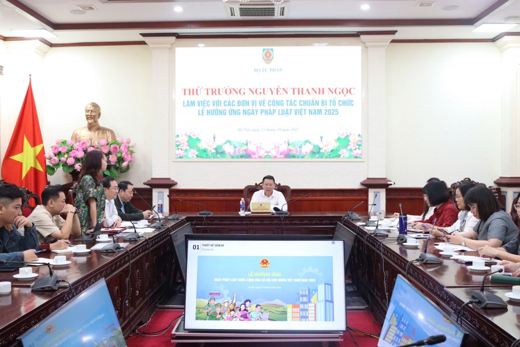 Khẩn trương hoàn thiện công tác chuẩn bị tổ chức Lễ hưởng ứng Ngày Pháp luật Việt Nam năm 2025 Khẩn trương hoàn thiện công tác chuẩn bị tổ chức Lễ hưởng ứng Ngày Pháp luật Việt Nam năm 2025