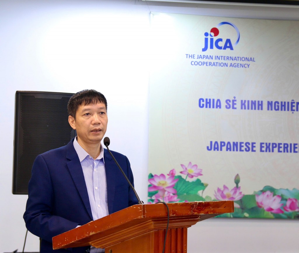 Chia sẻ kinh nghiệm quốc tế nhằm nâng cao chất lượng công tác xây dựng pháp luật Chia sẻ kinh nghiệm quốc tế nhằm nâng cao chất lượng công tác xây dựng pháp luật