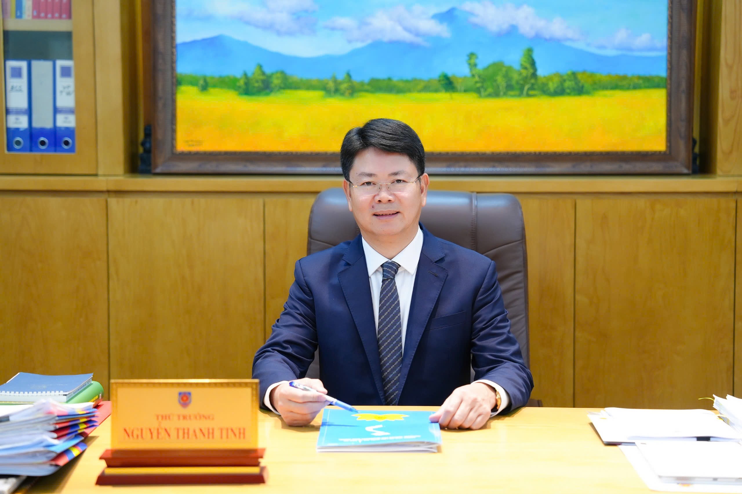 Thứ trưởng Bộ Tư pháp Nguyễn Thanh Tịnh: “Cắt giảm, đơn giản hóa thủ tục hành chính dựa trên dữ liệu là giải pháp căn cơ, toàn diện” Thứ trưởng Bộ Tư pháp Nguyễn Thanh Tịnh: “Cắt giảm, đơn giản hóa thủ tục hành chính dựa trên dữ liệu là giải pháp căn cơ, toàn diện”