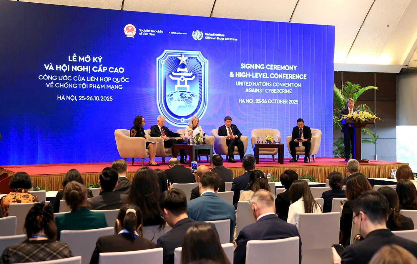 Bộ trưởng Bộ Tư pháp Nguyễn Hải Ninh: Việt Nam sẵn sàng hợp tác toàn diện nhằm xây dựng một không gian mạng an toàn, lành mạnh, thúc đẩy phát triển bền vững và bảo vệ các giá trị nhân văn toàn cầu