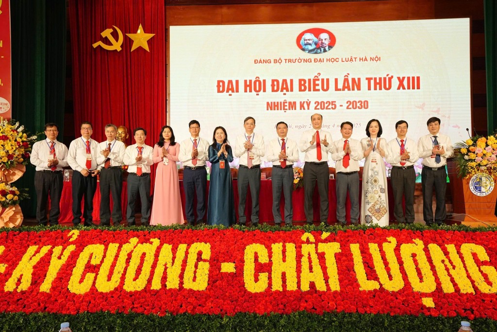 Trường Đại học Luật Hà Nội - Trường trọng điểm đào tạo cán bộ về pháp luật cho ngành Tư pháp và đất nước