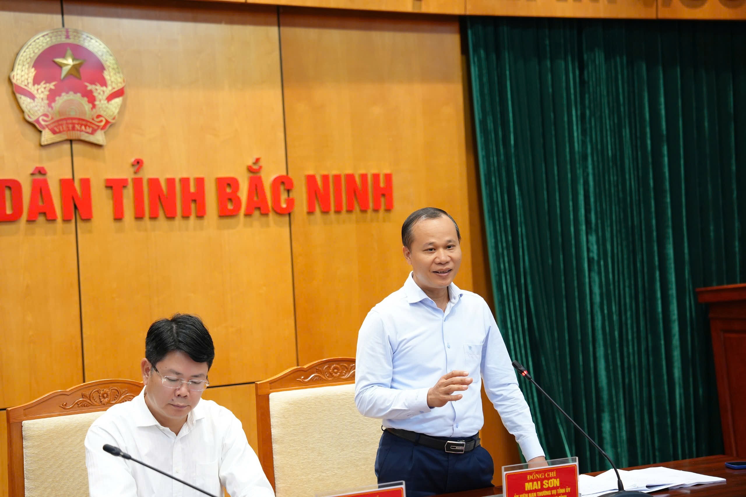 Làm rõ các điều kiện bảo đảm để chủ trương cắt giảm, đơn giản hóa thủ tục hành chính dựa trên dữ liệu thực sự đi vào cuộc sống Làm rõ các điều kiện bảo đảm để chủ trương cắt giảm, đơn giản hóa thủ tục hành chính dựa trên dữ liệu thực sự đi vào cuộc sống