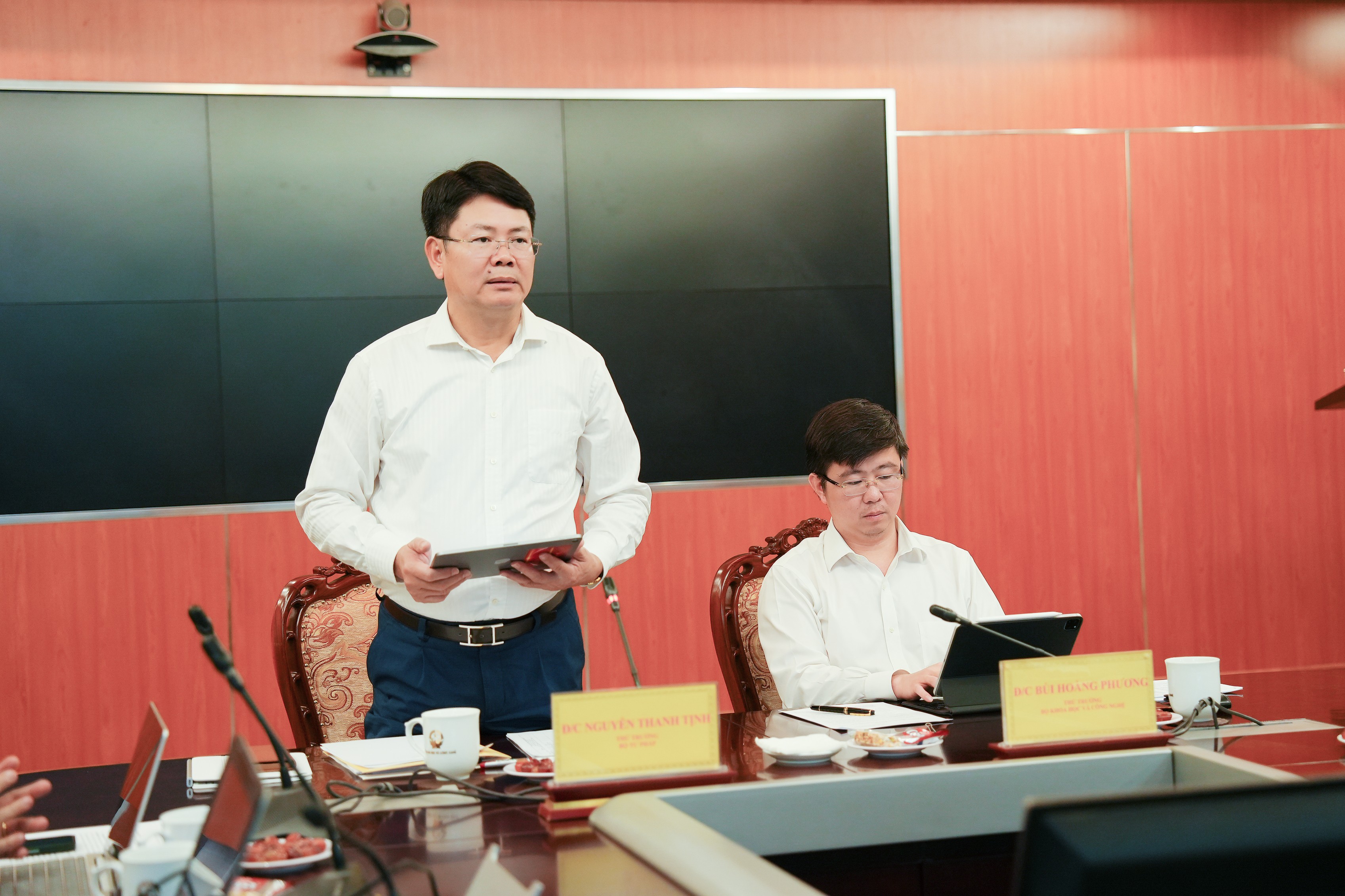 Mô hình doanh nghiệp đồng hành trong lĩnh vực công nghệ sẽ tạo nguồn lực tốt triển khai cắt giảm thủ tục hành chính