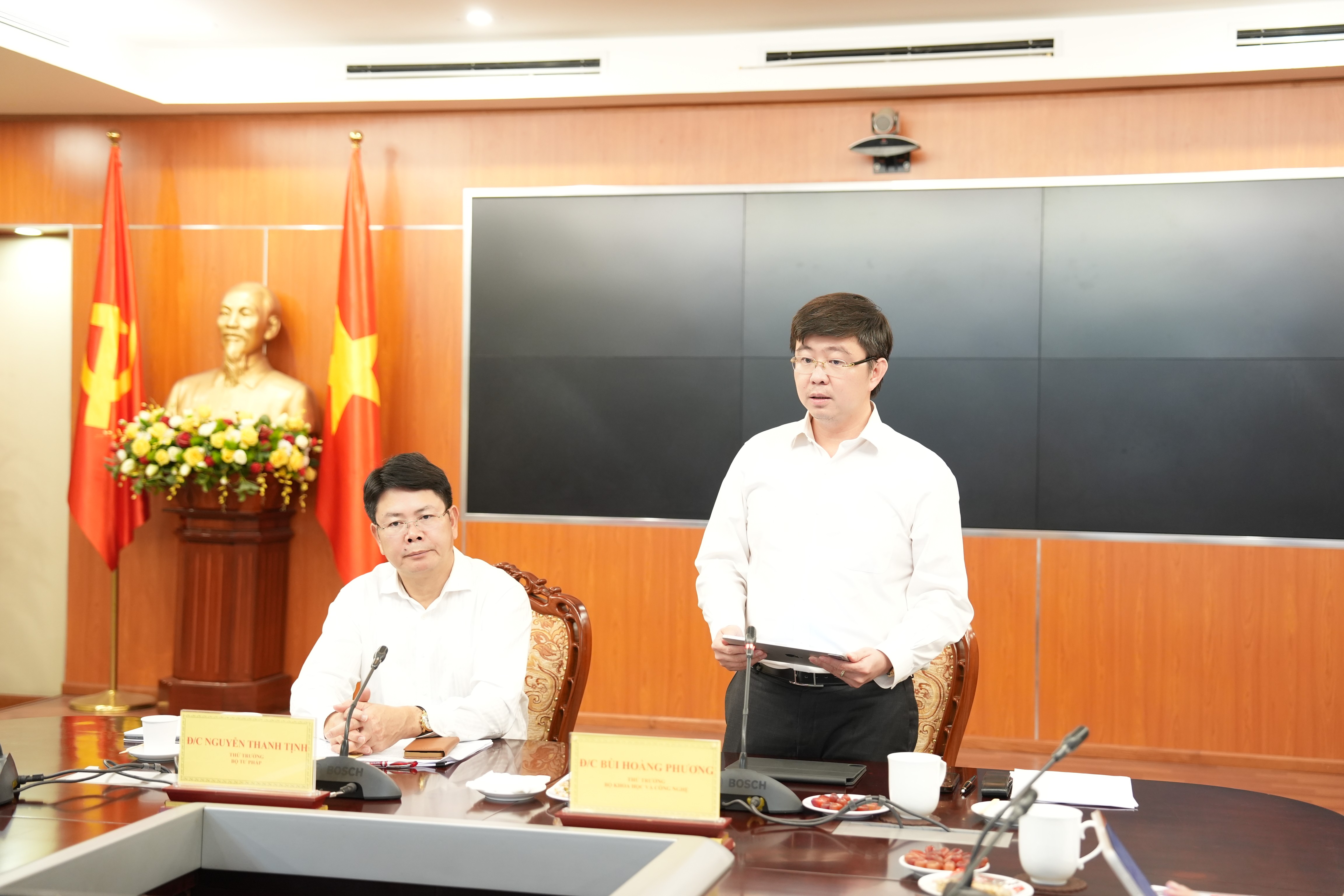 Mô hình doanh nghiệp đồng hành trong lĩnh vực công nghệ sẽ tạo nguồn lực tốt triển khai cắt giảm thủ tục hành chính