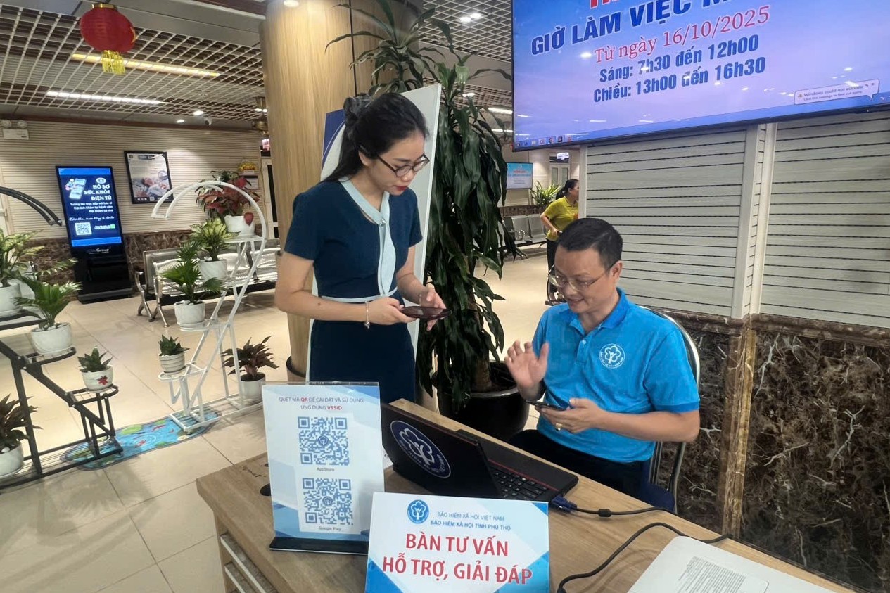 Bảo hiểm xã hội tỉnh Phú Thọ - Bứt phá trong chuyển đổi số, mang tiện ích đến gần hơn với người dân