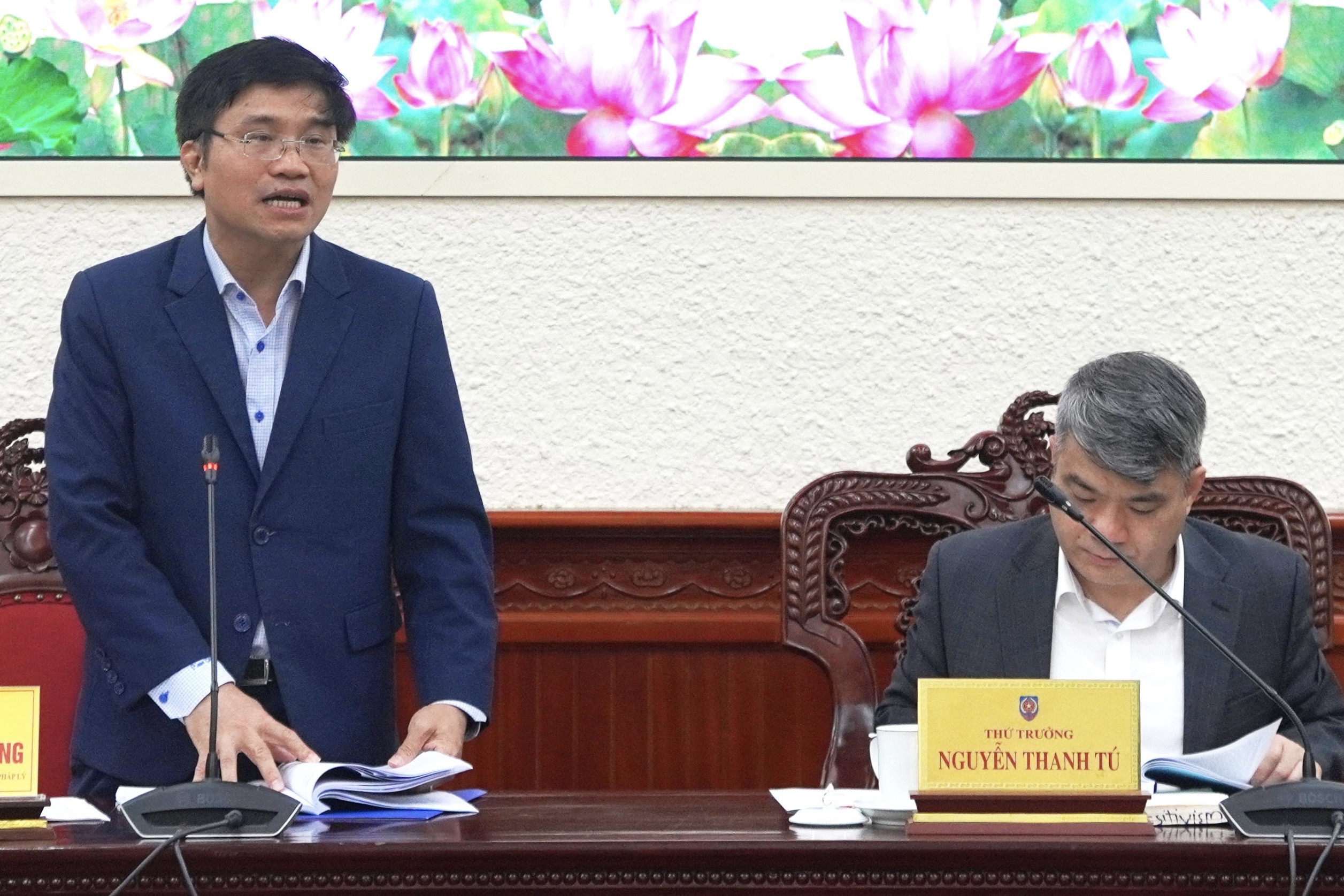 Xác định “luật chung” để hoàn thiện cấu trúc hệ thống pháp luật trong lĩnh vực văn hóa, giáo dục, quản lý và phát triển xã hội