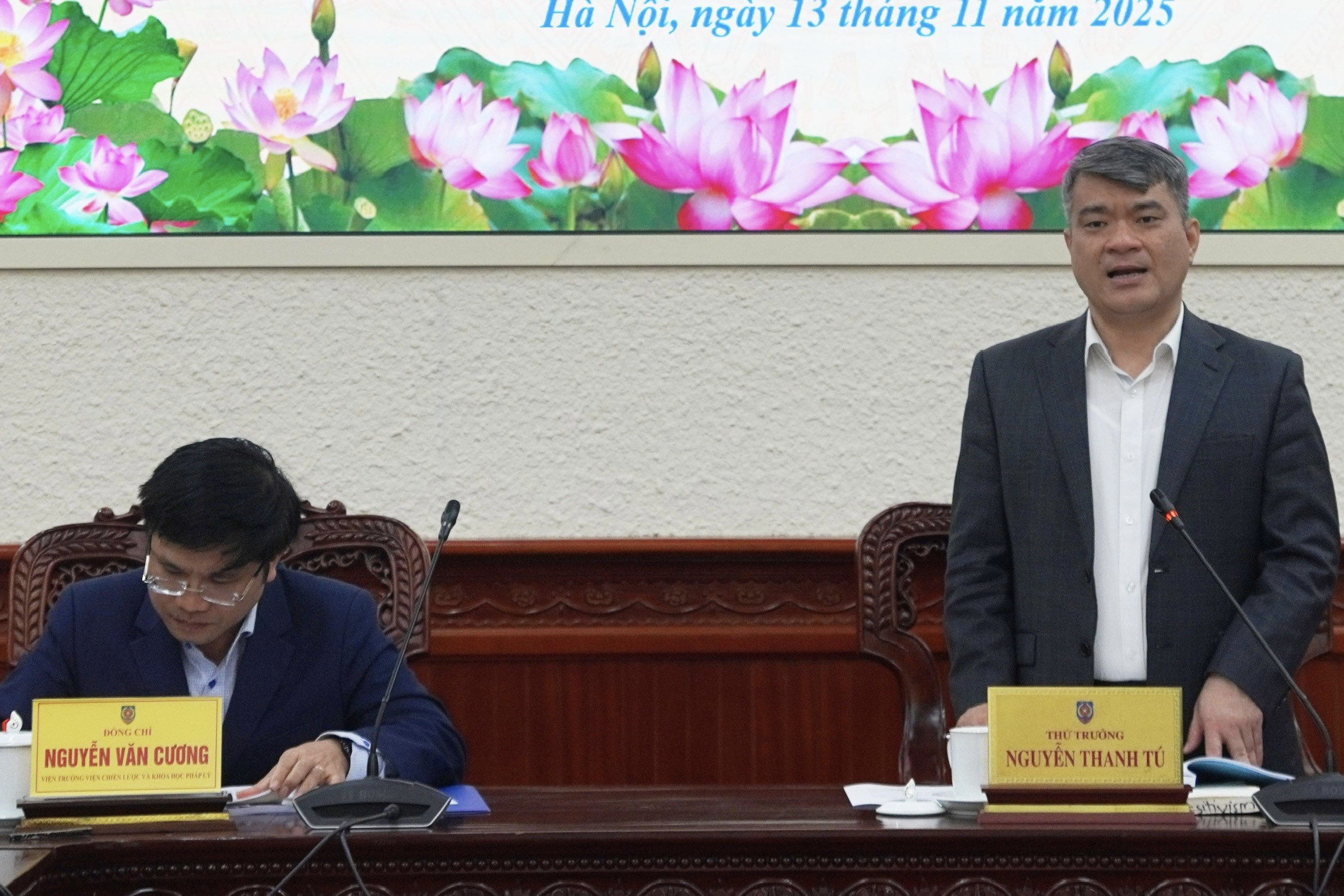 Xác định “luật chung” để hoàn thiện cấu trúc hệ thống pháp luật trong lĩnh vực văn hóa, giáo dục, quản lý và phát triển xã hội