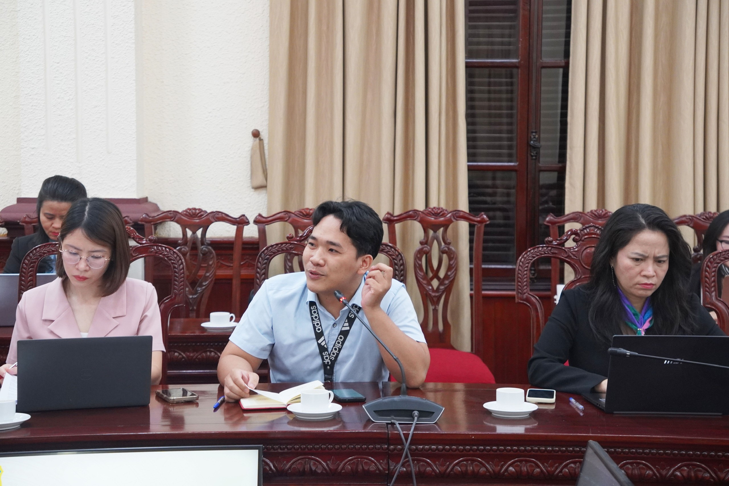 Xác định “luật chung” để hoàn thiện cấu trúc hệ thống pháp luật trong lĩnh vực văn hóa, giáo dục, quản lý và phát triển xã hội