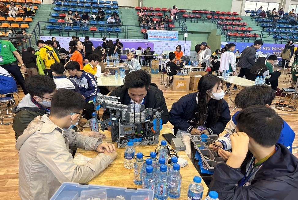 Trường THCS Phương Mai – Hơn 30 năm vun đắp tri thức, chắp cánh cho những ước mơ