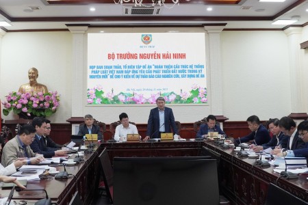 Quan hệ giữa luật chung và luật chuyên ngành trong cấu trúc hệ thống pháp luật