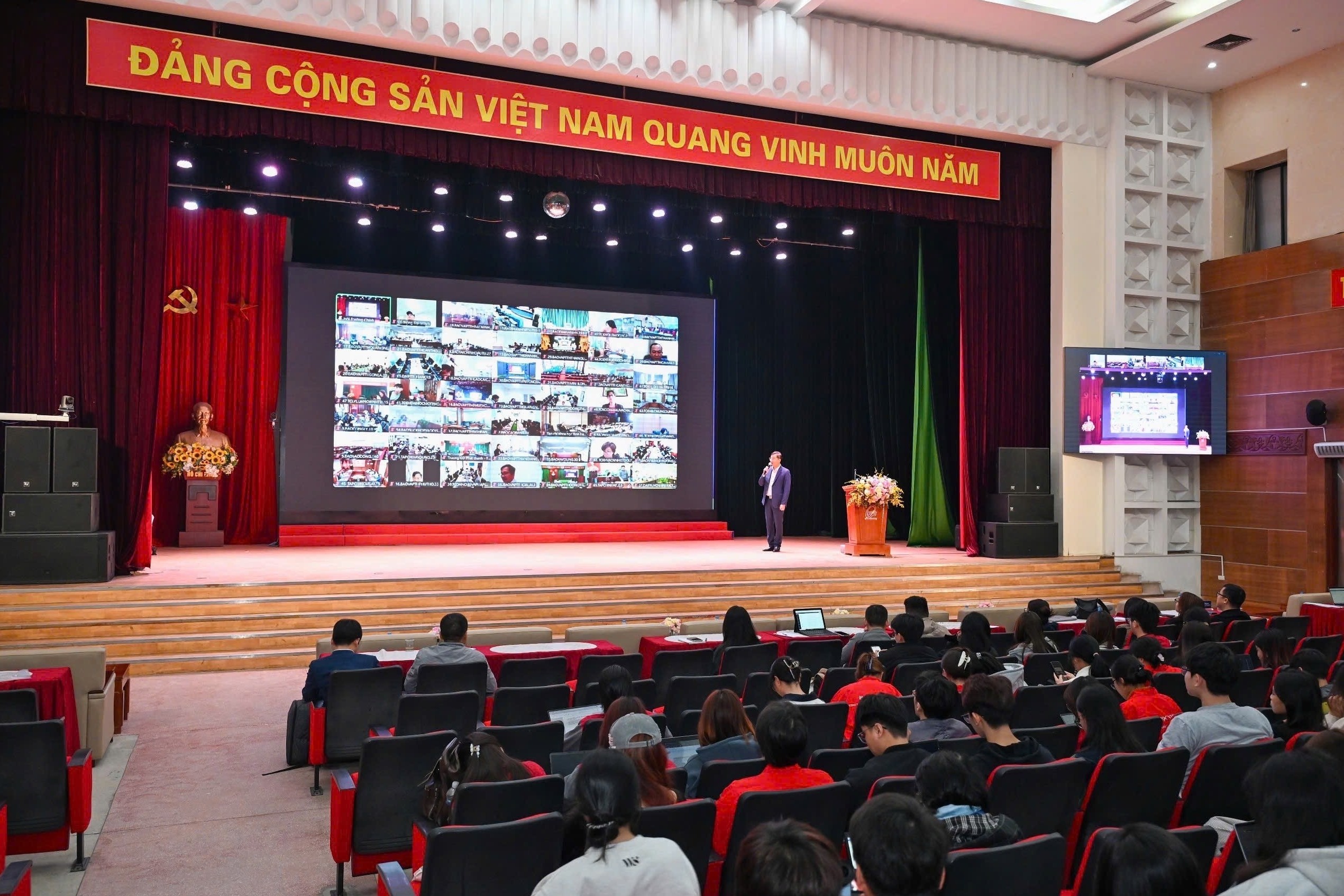 Trang bị kiến thức mô hình chuyển đổi số báo chí hiệu quả - Yêu cầu cấp thiết trong kỷ nguyên số