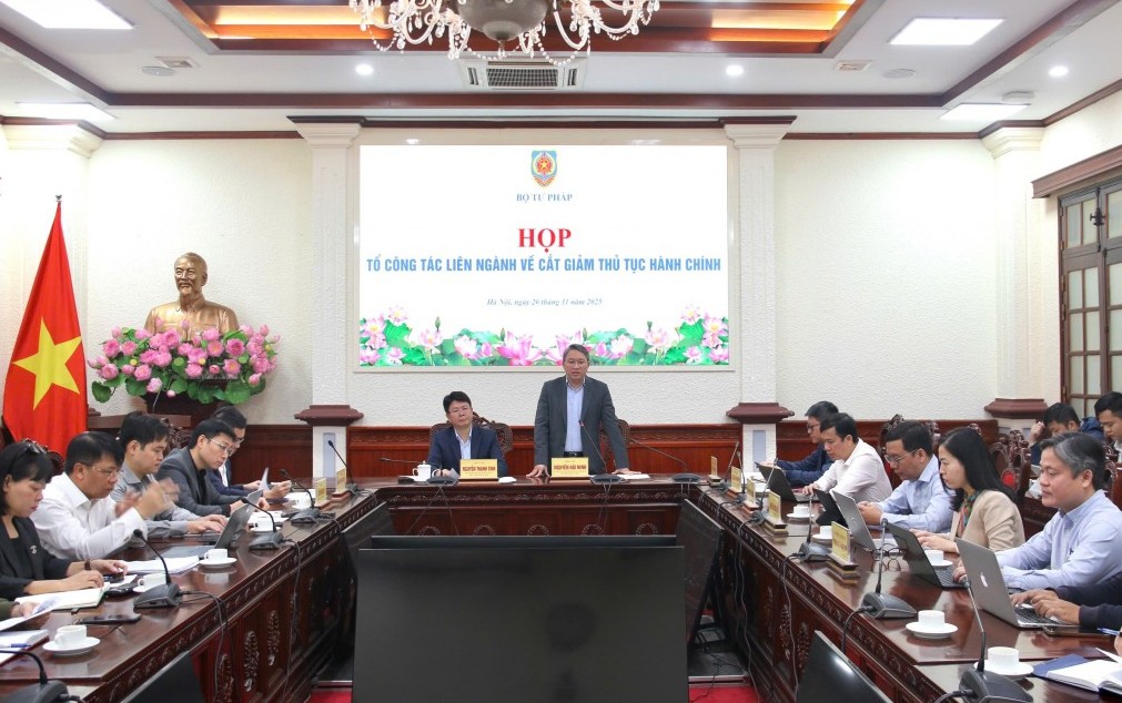 Rà soát thủ tục hành chính thuộc phạm vi quản lý của Bộ, ngành, địa phương ở ba cấp chính quyền